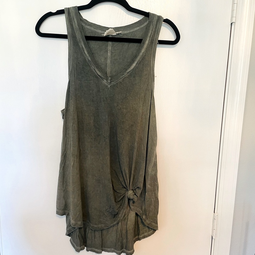 White Crow tank